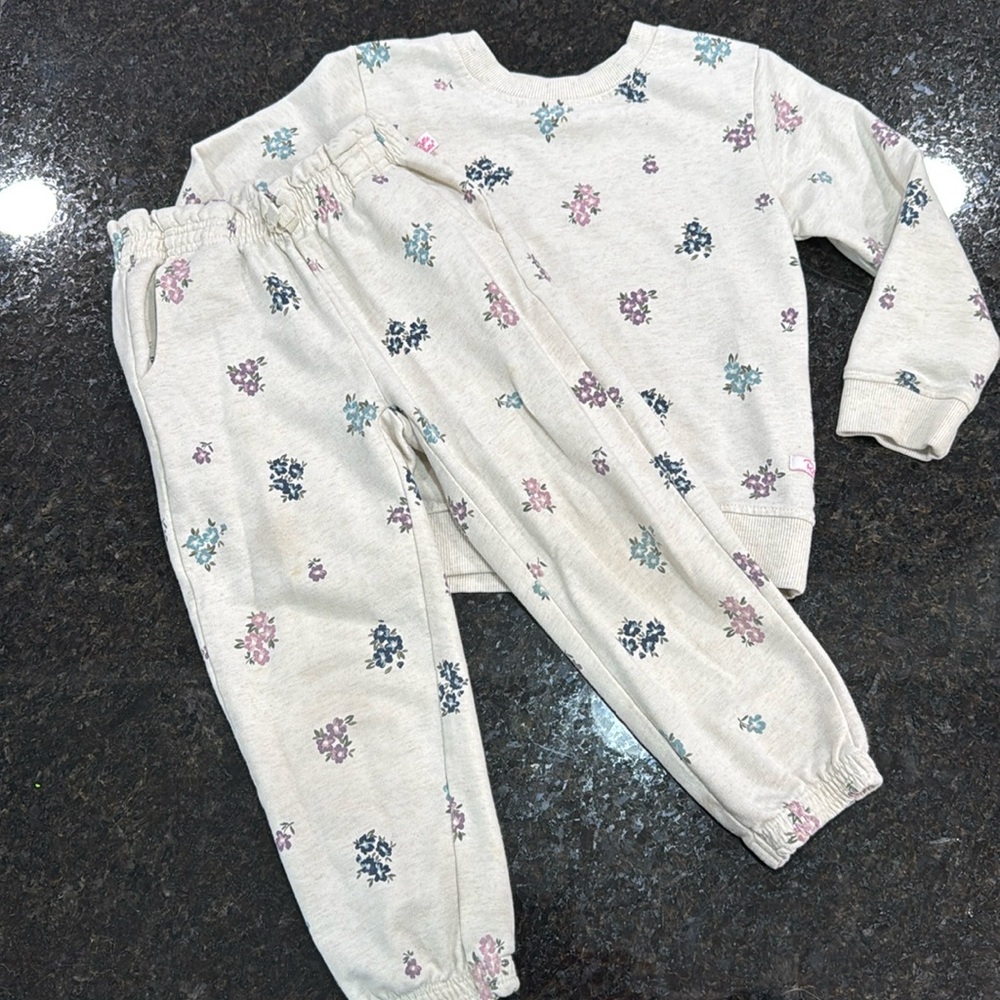 RuffleButts Sweatsuit Set 4T